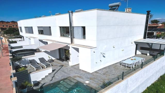 4 slaapkamer Villa te koop in Bigastro met zwembad garage - € 329.900 (Ref: 8948073)