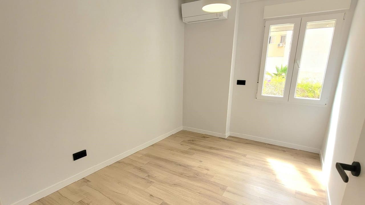 3 sovrum Lägenhet till salu i Torrevieja - 215 000 € (Ref: 8951228)