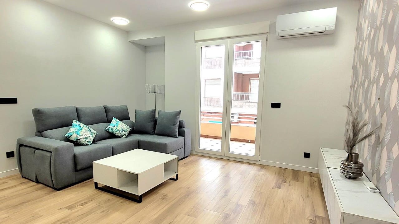 3 sovrum Lägenhet till salu i Torrevieja - 215 000 € (Ref: 8951228)