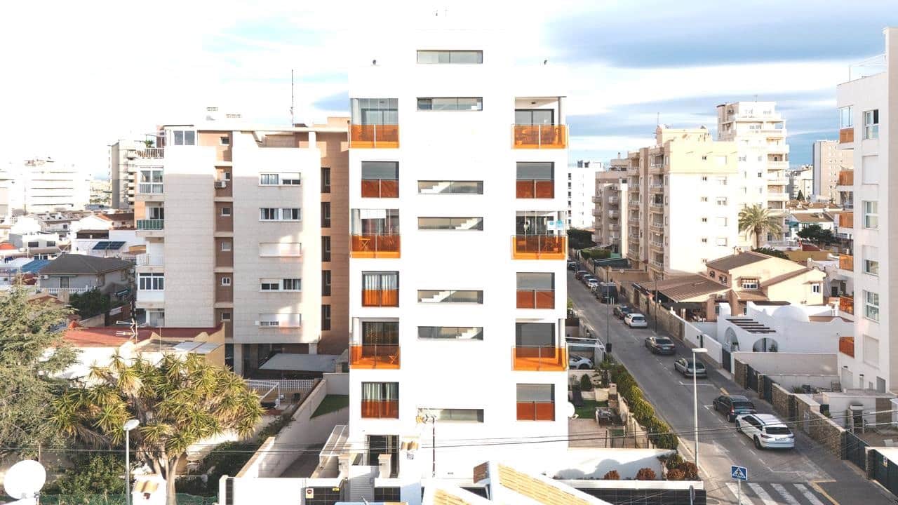 Apartamento de 1 habitación en Torrevieja en venta - 129.900 € (Ref: 8953756)