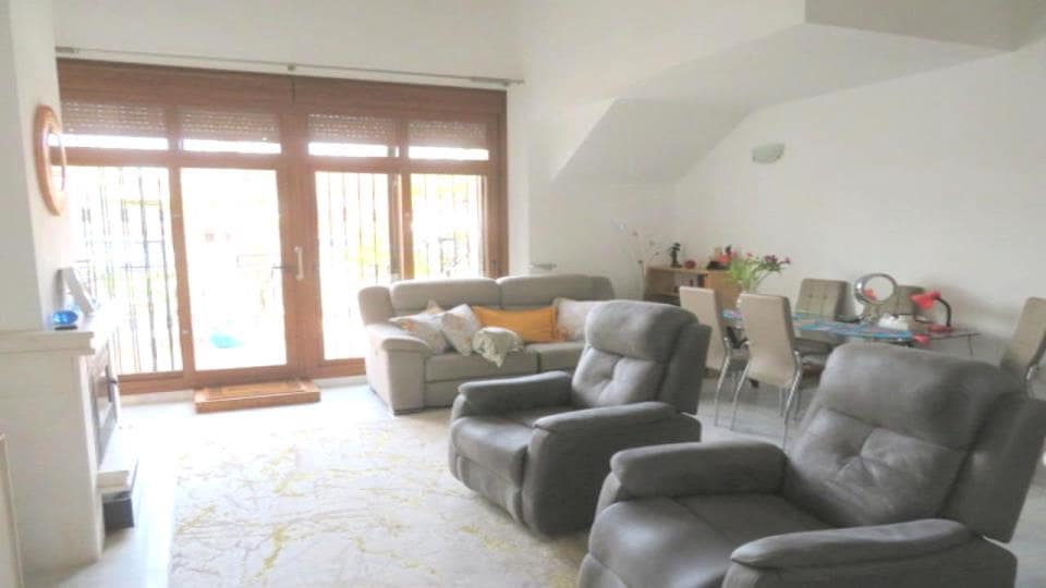 2 bedroom Bungalow for sale in Villamartin with pool garage - € 249,999 (Ref: 8956119)