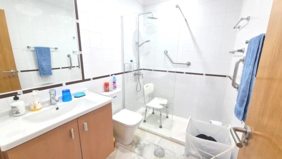 2 bedroom Bungalow for sale in Villamartin with pool garage - € 249,999 (Ref: 8956119)