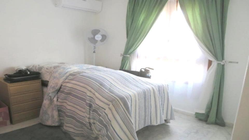 2 bedroom Bungalow for sale in Villamartin with pool garage - € 249,999 (Ref: 8956119)