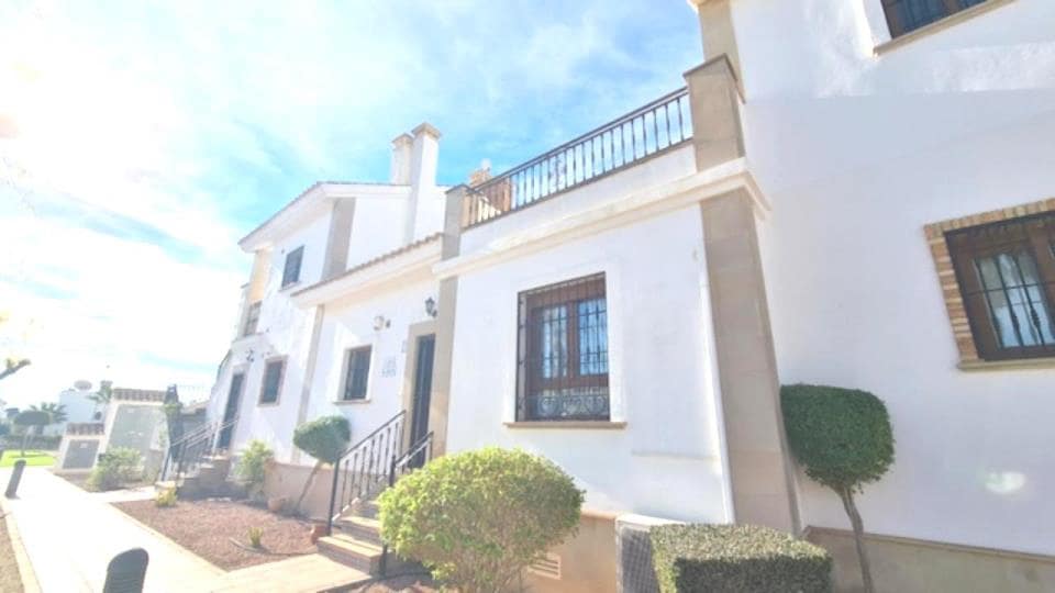 2 bedroom Bungalow for sale in Villamartin with pool garage - € 249,999 (Ref: 8956119)