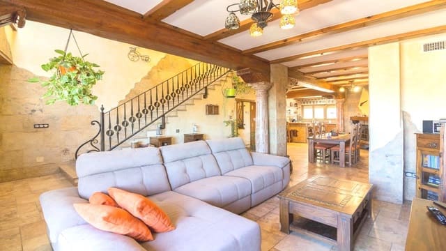 5 bedroom Villa for sale in Redován with pool garage - € 399,995 (Ref: 8956323)