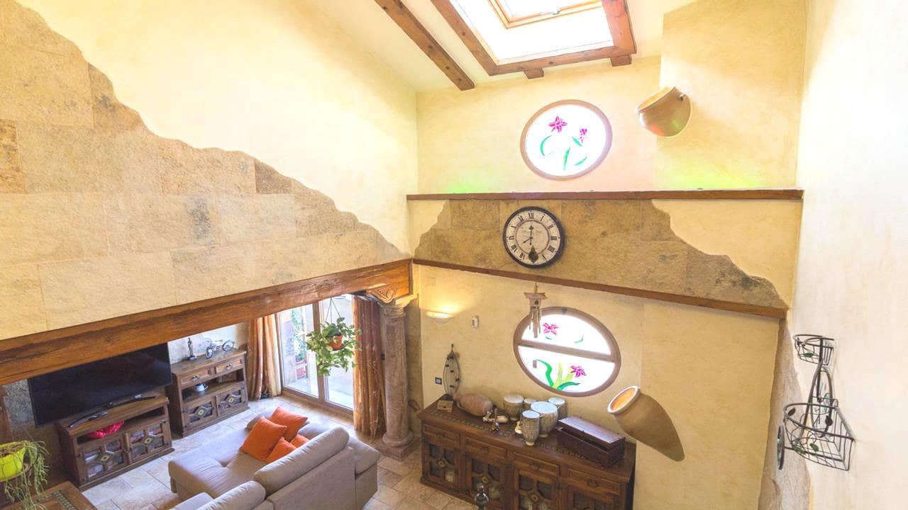 5 soveværelse Villa til salg i Redovan med swimmingpool garage - € 399.995 (Ref: 8956323)