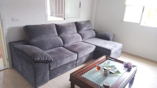 4 soveværelse Villa til salg i Punta Prima, Torrevieja med swimmingpool garage - € 329.000 (Ref: 8956478)