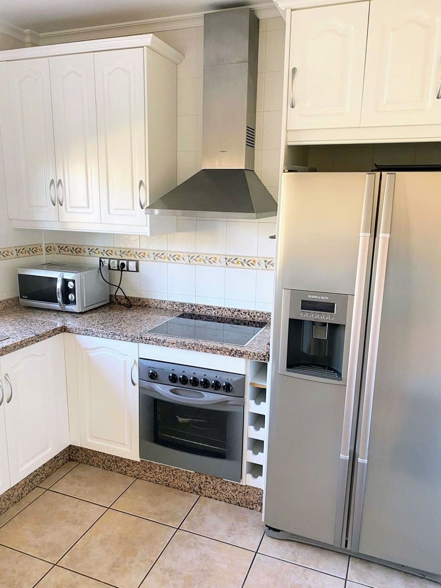 3 camera da letto Villa in vendita in Villamartin con piscina garage - 355.000 € (Rif: 8977291)