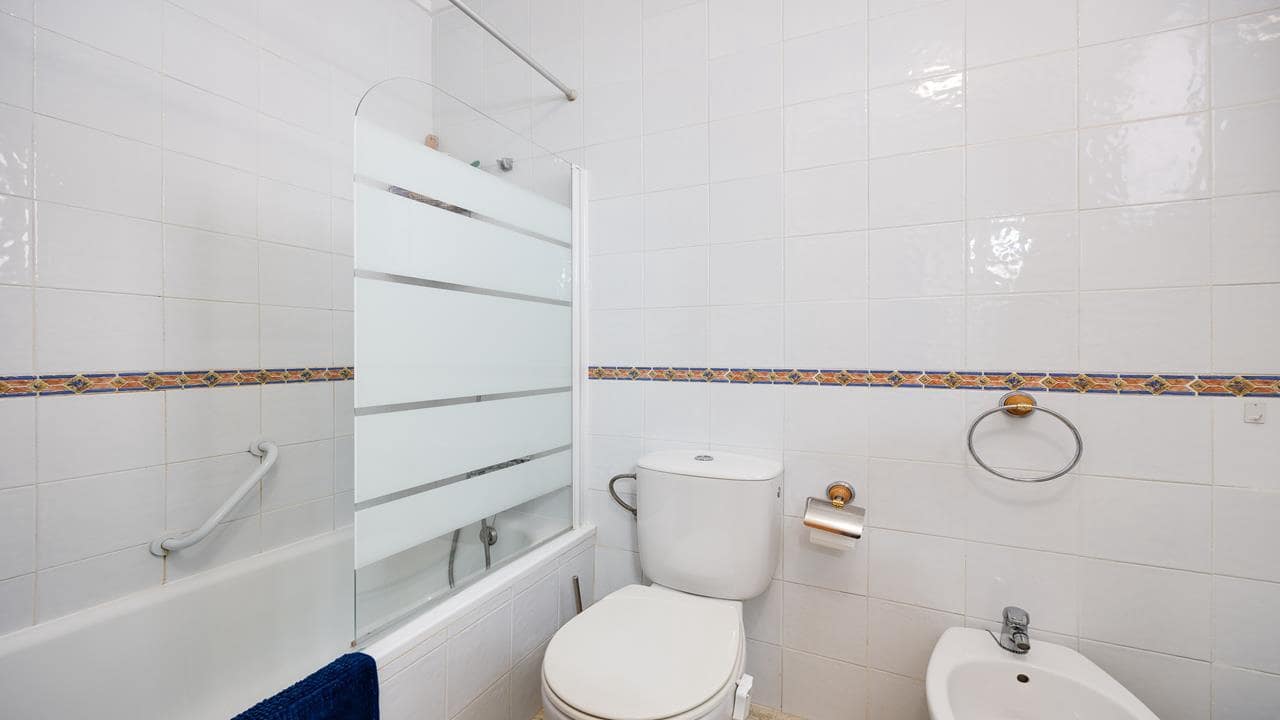 3 soveværelse Lejlighed til salg i Villamartin med swimmingpool garage - € 195.100 (Ref: 8977292)