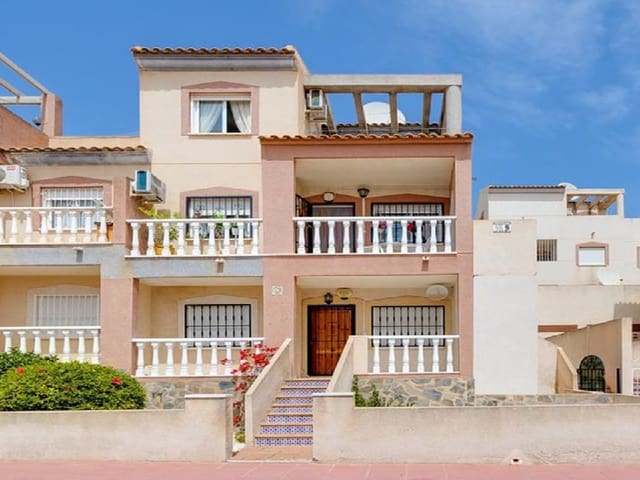 3-bedroom apartment in Villamartin