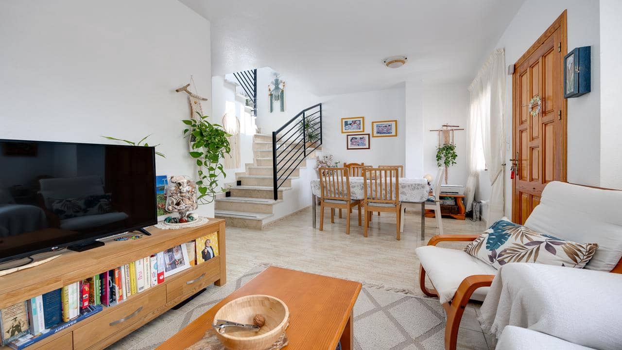 3 soveværelse Lejlighed til salg i Villamartin med swimmingpool garage - € 195.100 (Ref: 8977292)