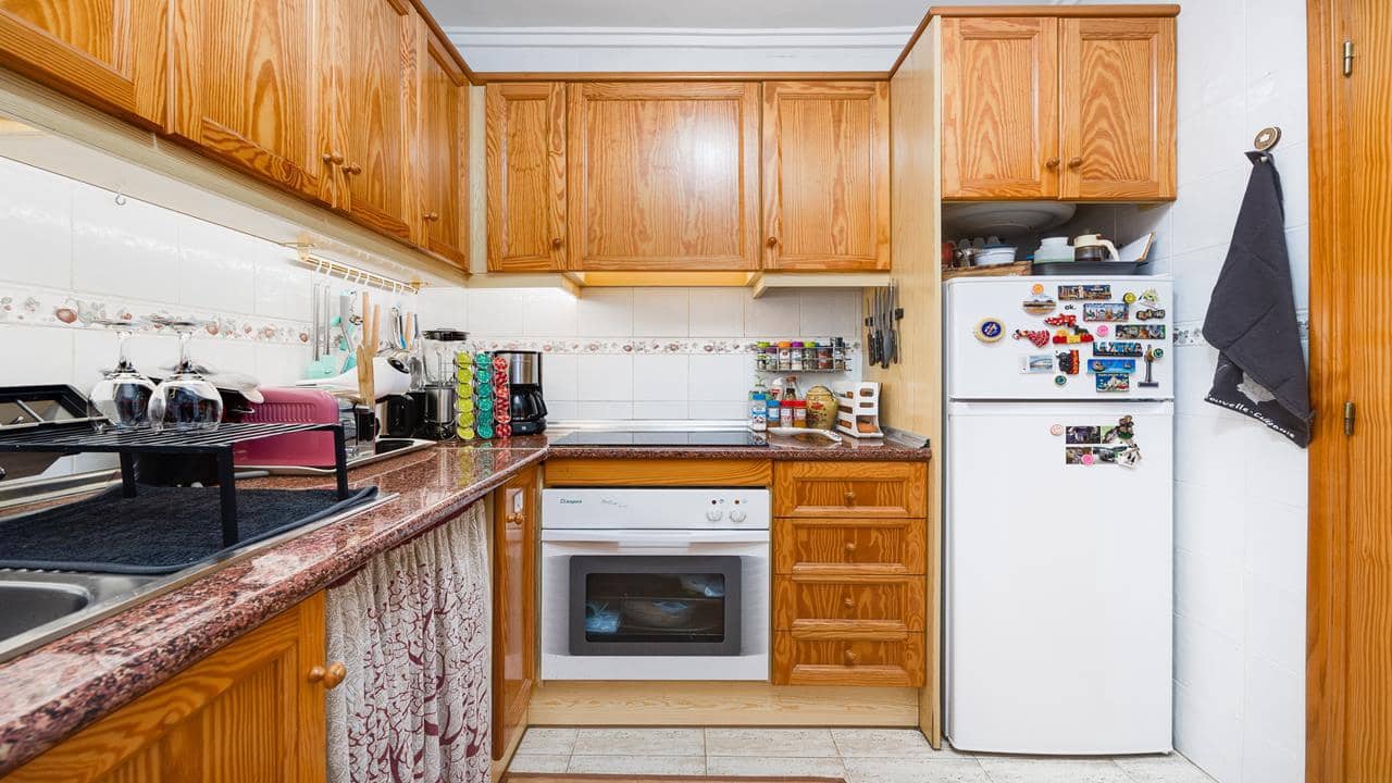 3 soveværelse Lejlighed til salg i Villamartin med swimmingpool garage - € 195.100 (Ref: 8977292)