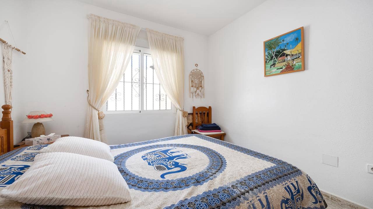 3 soveværelse Lejlighed til salg i Villamartin med swimmingpool garage - € 195.100 (Ref: 8977292)