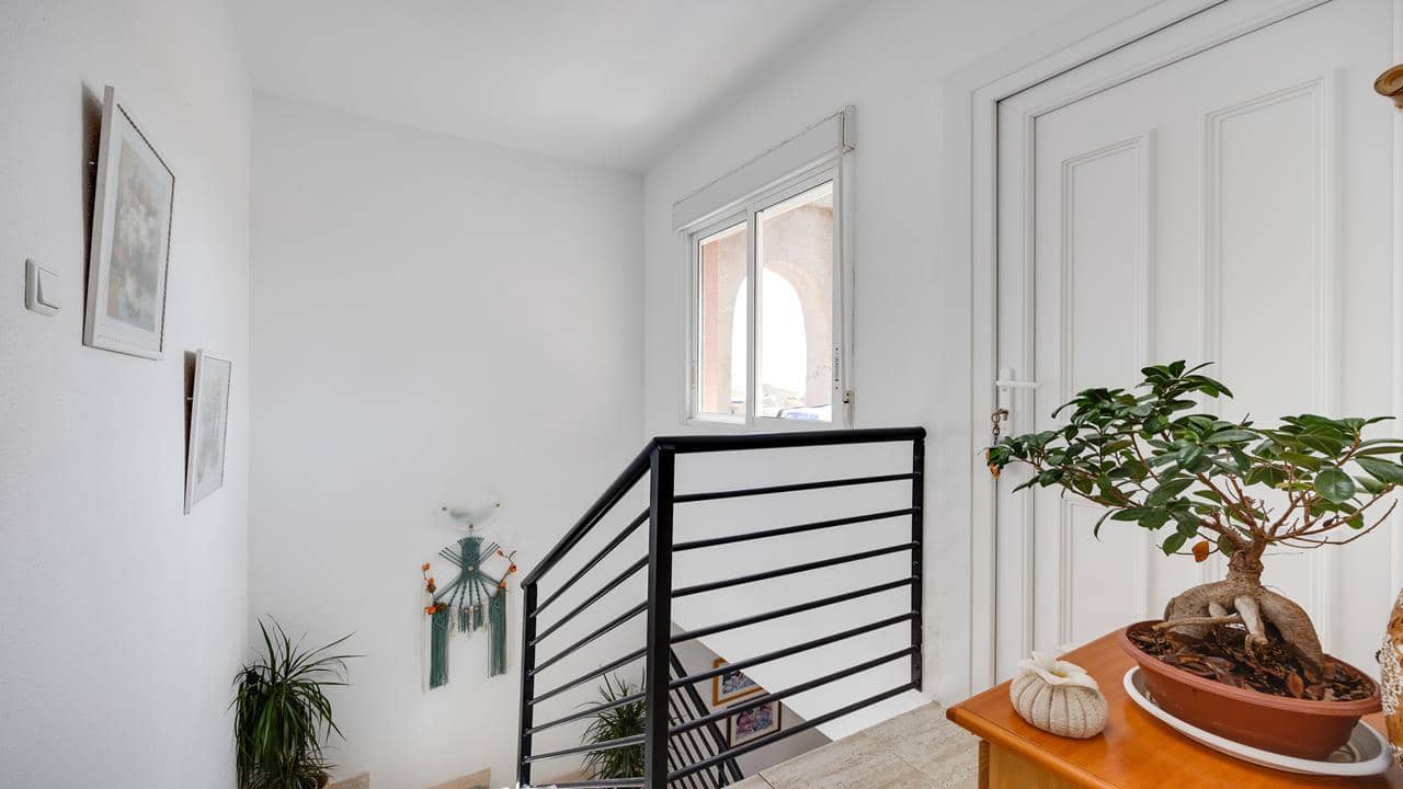 3 soveværelse Lejlighed til salg i Villamartin med swimmingpool garage - € 195.100 (Ref: 8977292)