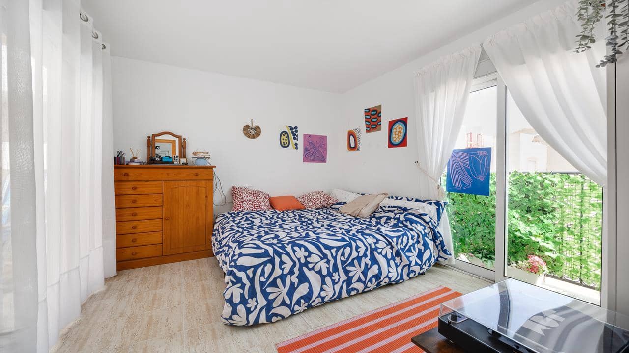 3 soveværelse Lejlighed til salg i Villamartin med swimmingpool garage - € 195.100 (Ref: 8977292)