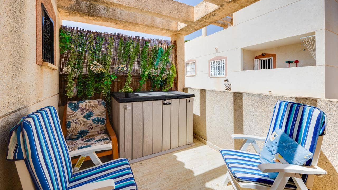 3 soveværelse Lejlighed til salg i Villamartin med swimmingpool garage - € 195.100 (Ref: 8977292)