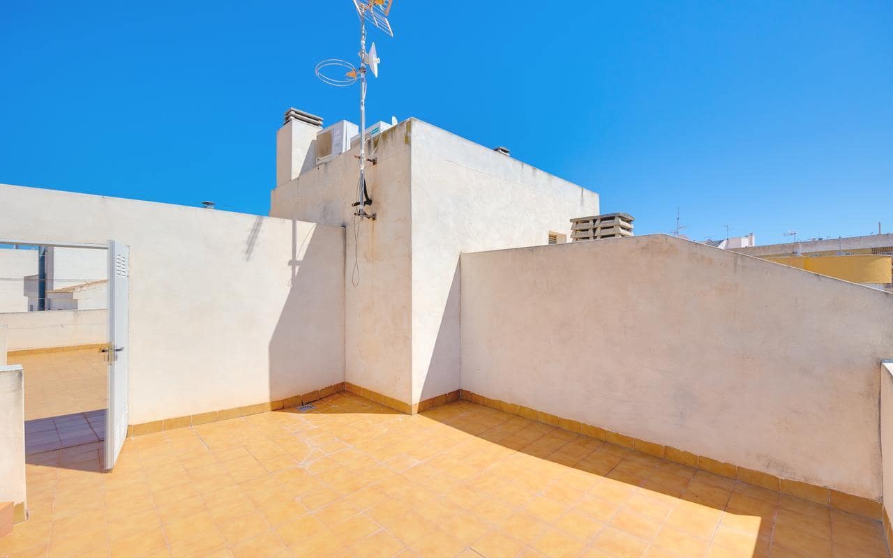 2 soverom Penthouse til salgs i Torrevieja - € 145 995 (Ref: 8981834)