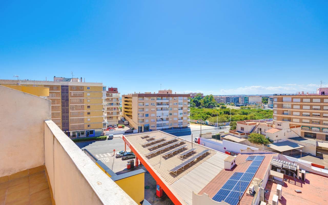 2 soverom Penthouse til salgs i Torrevieja - € 145 995 (Ref: 8981834)
