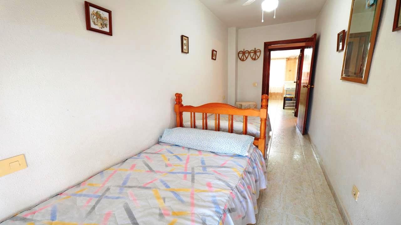 3 quarto Apartamento para venda em Torrevieja com piscina - 153 000 € (Ref: 8997441)