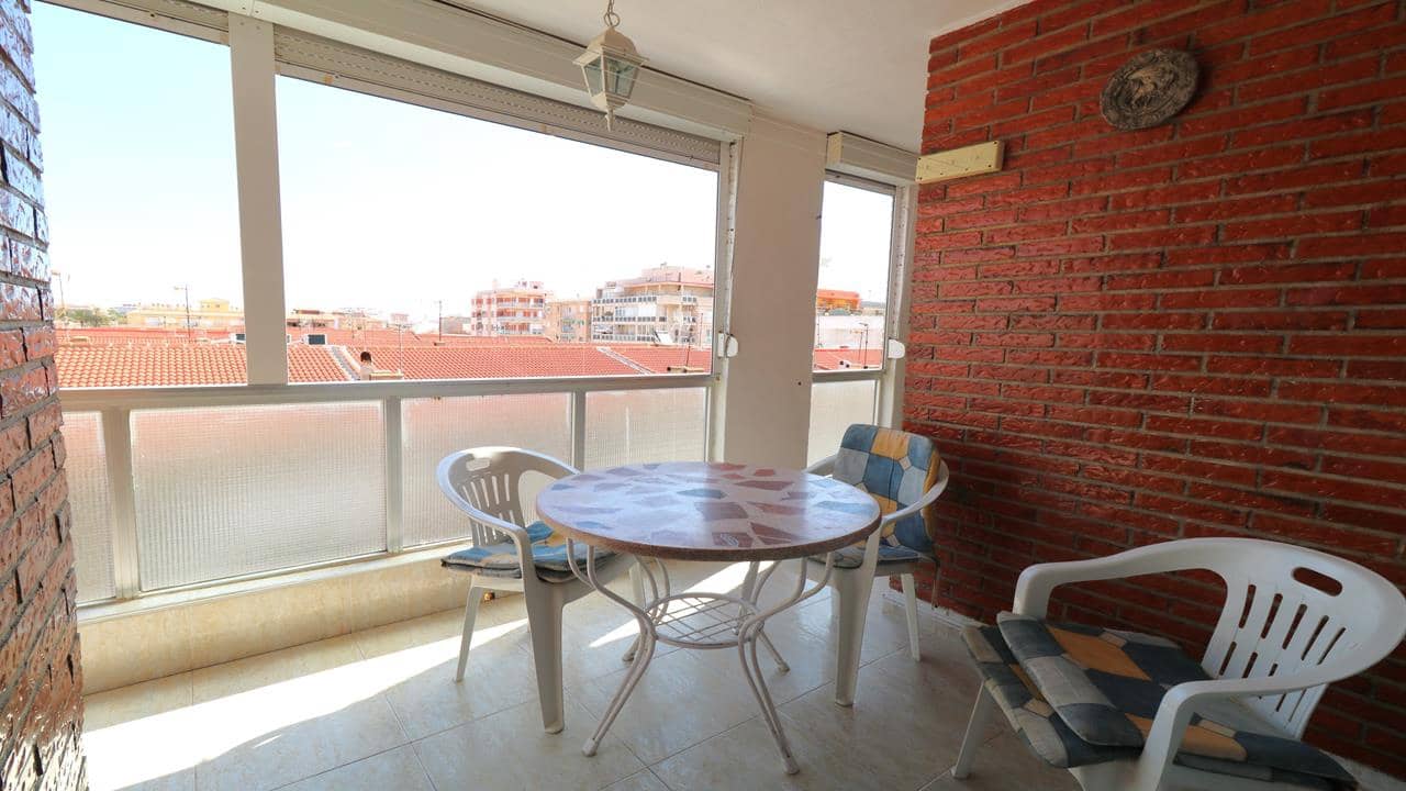 3 quarto Apartamento para venda em Torrevieja com piscina - 153 000 € (Ref: 8997441)