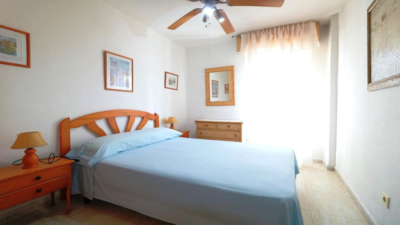 3 quarto Apartamento para venda em Torrevieja com piscina - 153 000 € (Ref: 8997441)