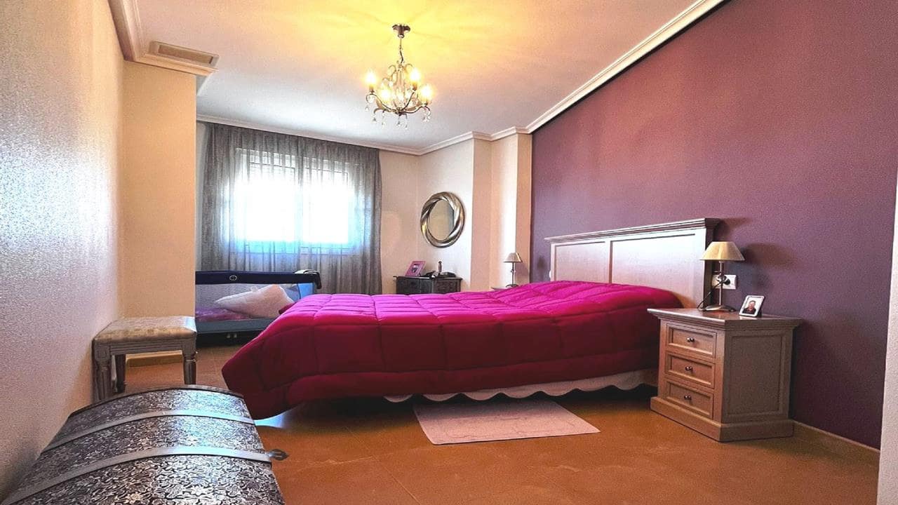 3 quarto Apartamento para venda em Torrevieja com garagem - 450 000 € (Ref: 8997714)