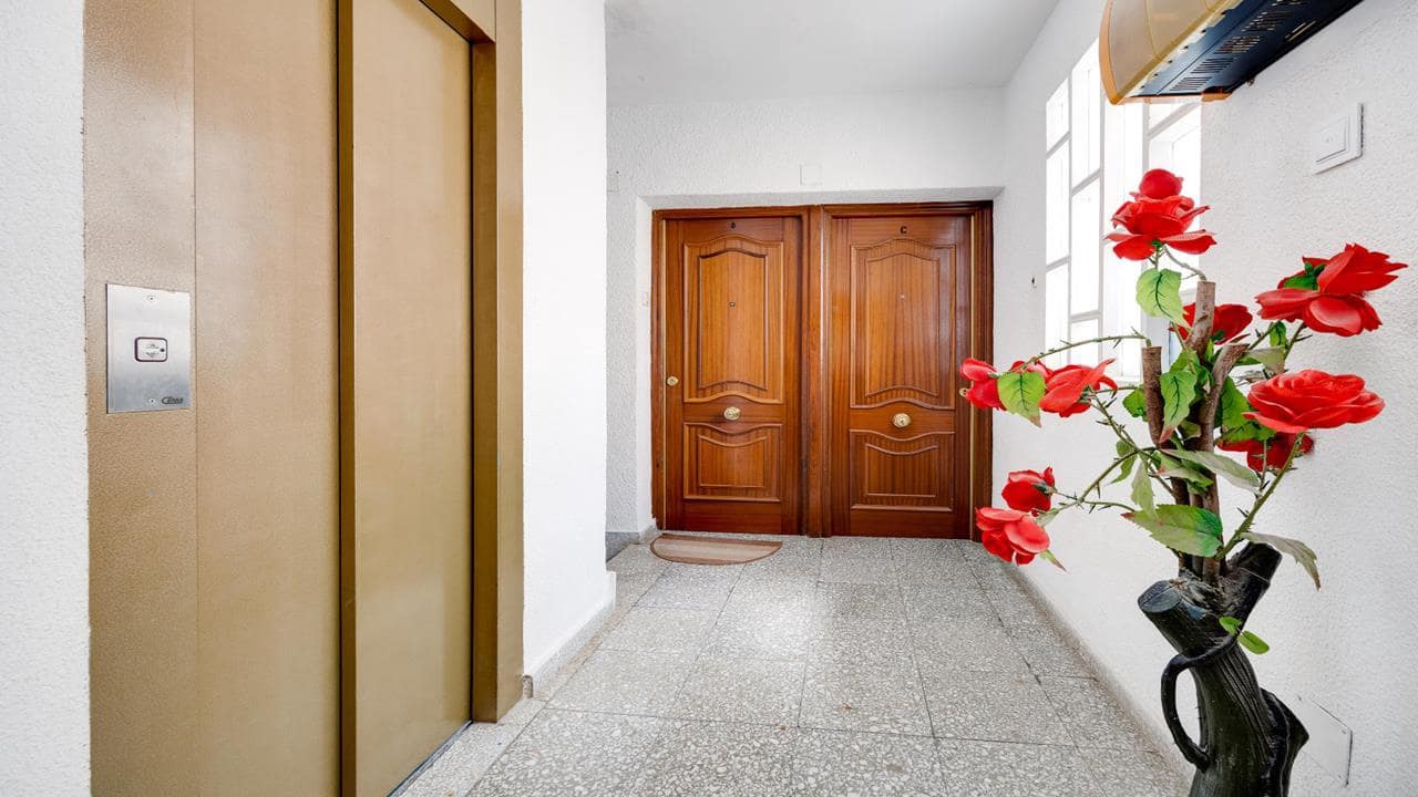 3 soverom Leilighet til salgs i Punta Prima med garasje - € 171 995 (Ref: 8997715)