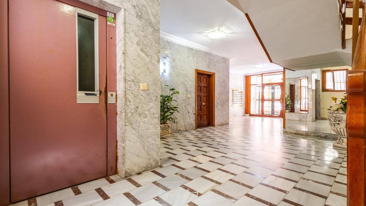 3 makuuhuone Huoneisto myytävänä paikassa Torrevieja mukana 
autotalli - 169 000 € (Ref: 9006704)