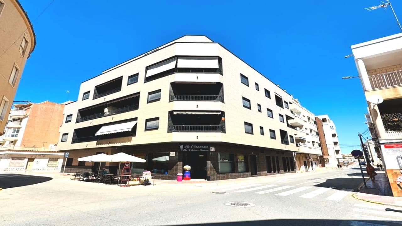 2 soveværelse Lejlighed til salg i La Mata med garage - € 170.000 (Ref: 9019537)