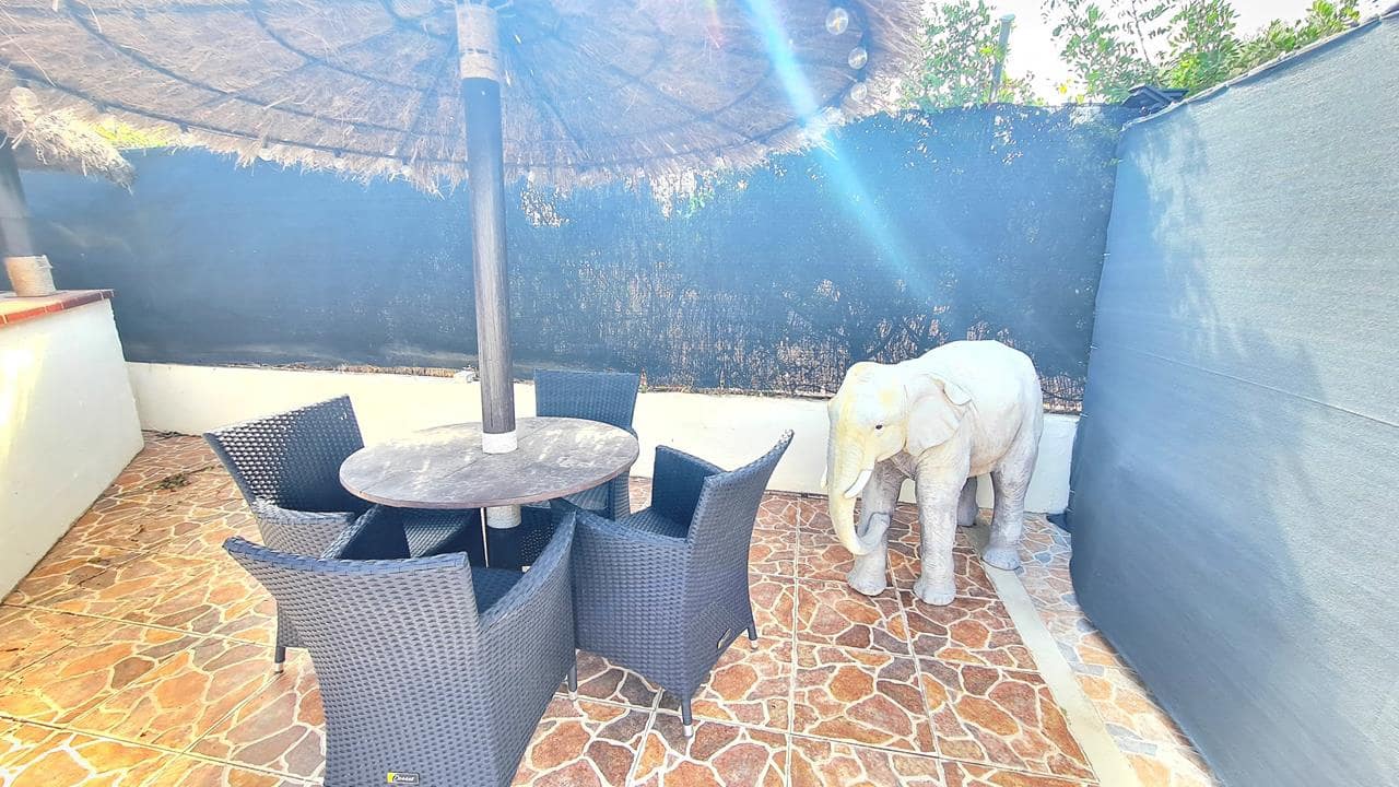 3 soveværelse Villa til salg i La Marina med swimmingpool garage - € 450.000 (Ref: 9035604)