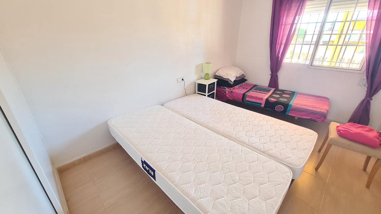 3 soveværelse Villa til salg i Catral med swimmingpool garage - € 349.950 (Ref: 9047087)