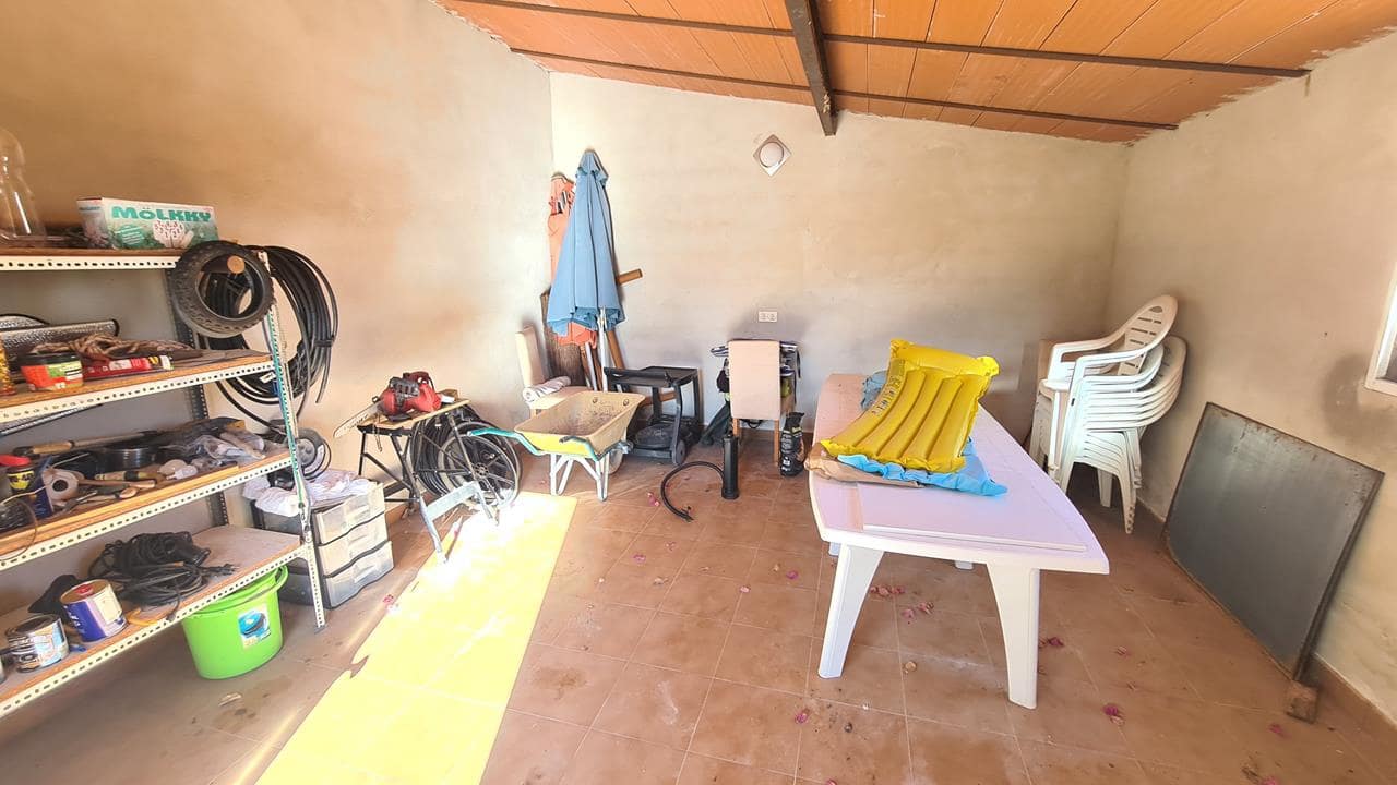 3 soveværelse Villa til salg i Catral med swimmingpool garage - € 349.950 (Ref: 9047087)