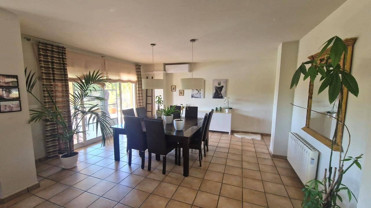 4 soveværelse Villa til salg i Santa Pola med swimmingpool garage - € 635.000 (Ref: 9047166)