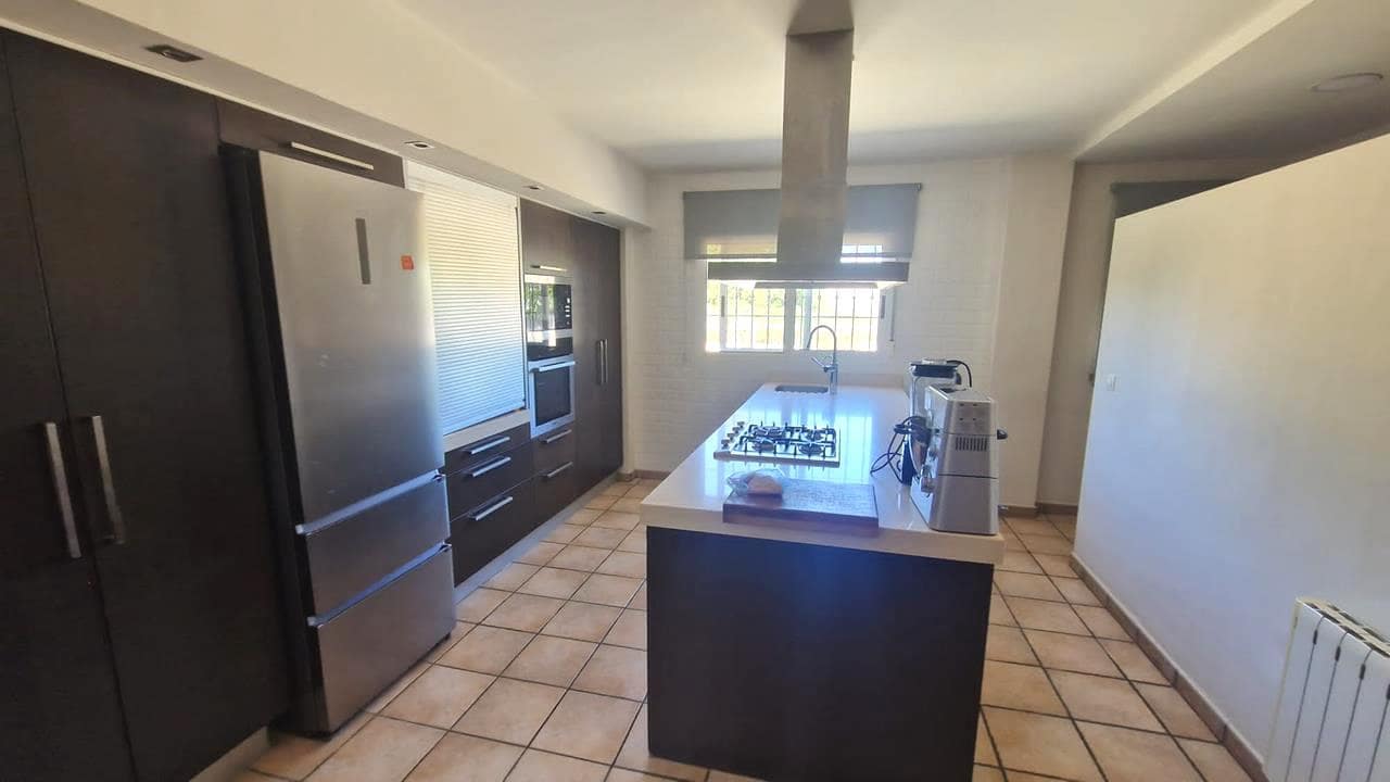 4 soveværelse Villa til salg i Santa Pola med swimmingpool garage - € 635.000 (Ref: 9047166)