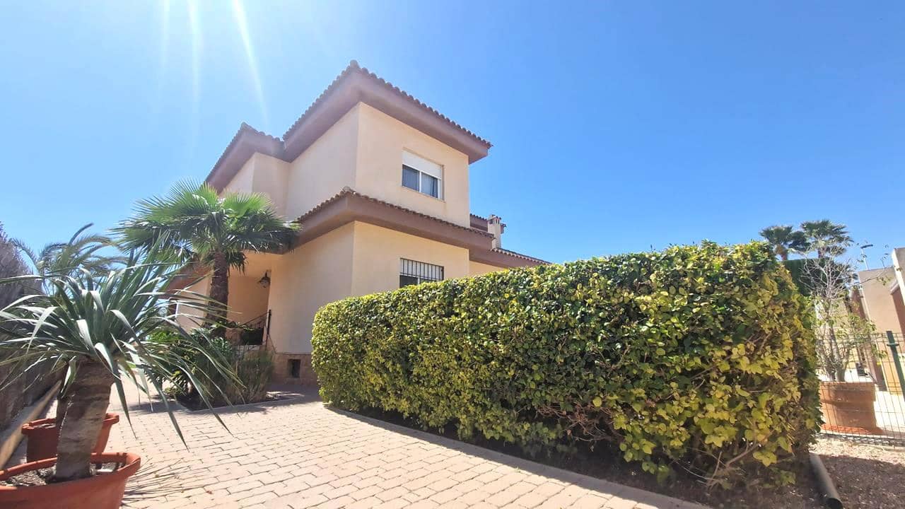 4 soveværelse Villa til salg i Santa Pola med swimmingpool garage - € 635.000 (Ref: 9047166)