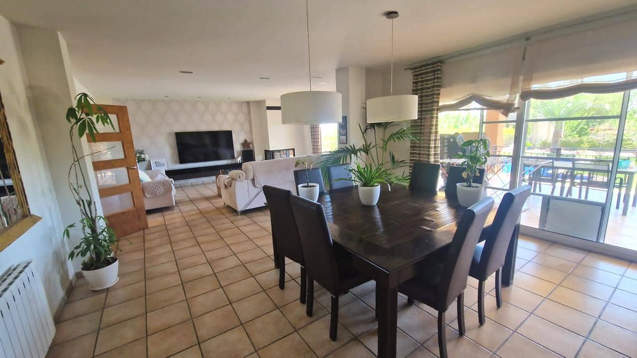 4 soveværelse Villa til salg i Santa Pola med swimmingpool garage - € 635.000 (Ref: 9047166)