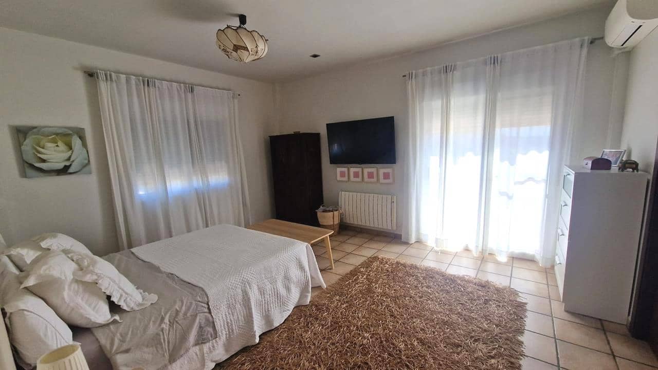 4 soveværelse Villa til salg i Santa Pola med swimmingpool garage - € 635.000 (Ref: 9047166)