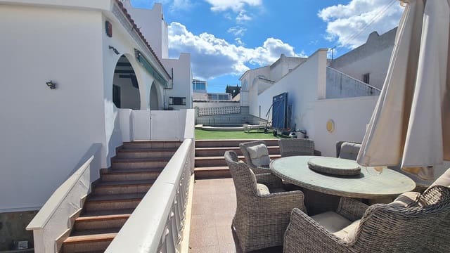 6 camera da letto Villa in vendita in Villamartin, Orihuela con piscina garage - 425.000 € (Rif: 9050514)