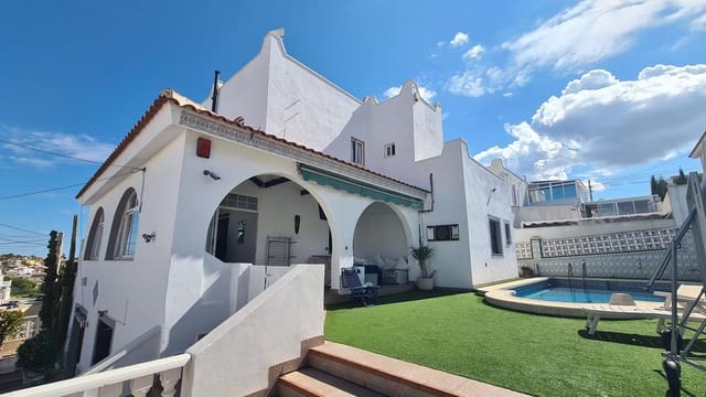 6 camera da letto Villa in vendita in Villamartin, Orihuela con piscina garage - 425.000 € (Rif: 9050514)