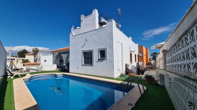 6 camera da letto Villa in vendita in Villamartin, Orihuela con piscina garage - 425.000 € (Rif: 9050514)