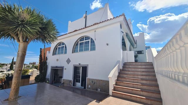6 camera da letto Villa in vendita in Villamartin, Orihuela con piscina garage - 425.000 € (Rif: 9050514)