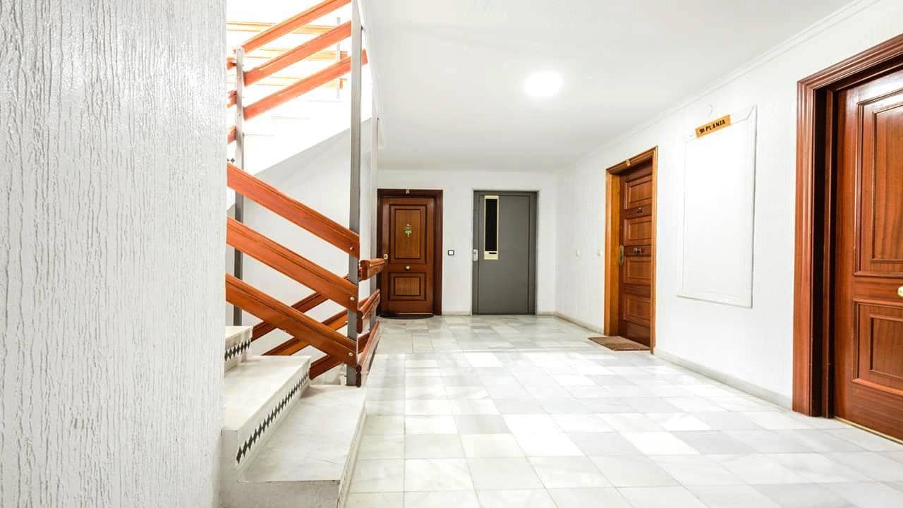 3 soveværelse Penthouse til salg i Torrevieja med swimmingpool - € 345.000 (Ref: 9050515)