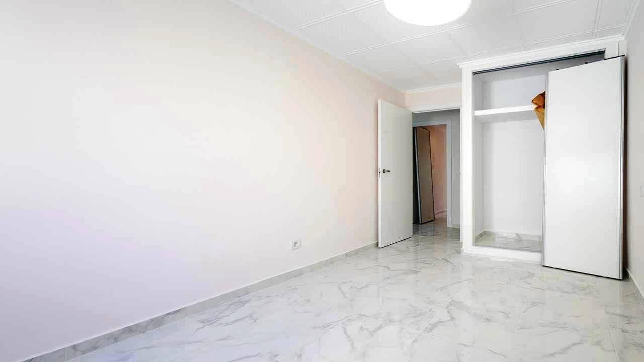 3 soveværelse Penthouse til salg i Torrevieja med swimmingpool - € 345.000 (Ref: 9050515)