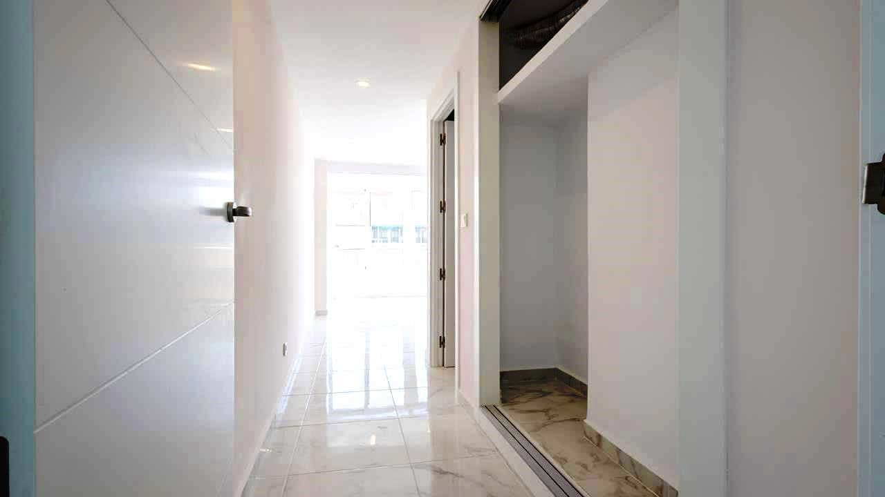 3 soveværelse Penthouse til salg i Torrevieja med swimmingpool - € 345.000 (Ref: 9050515)