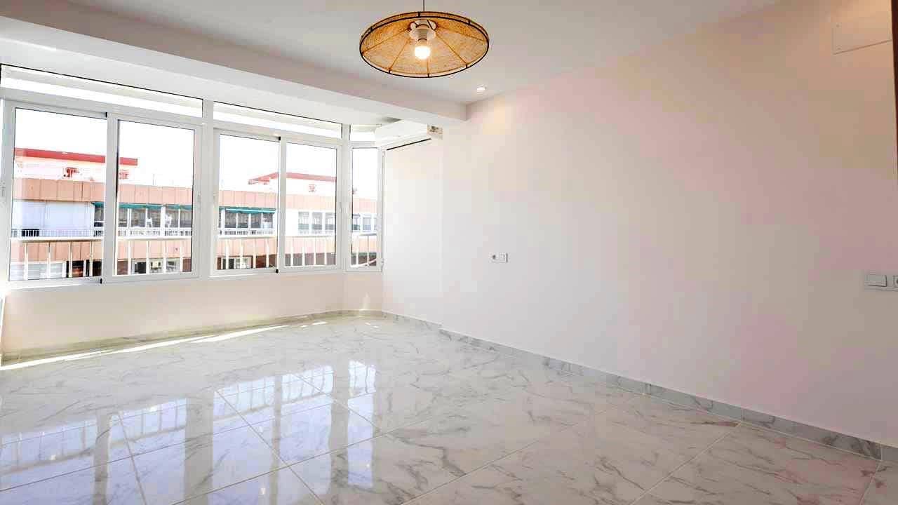 3 soveværelse Penthouse til salg i Torrevieja med swimmingpool - € 345.000 (Ref: 9050515)