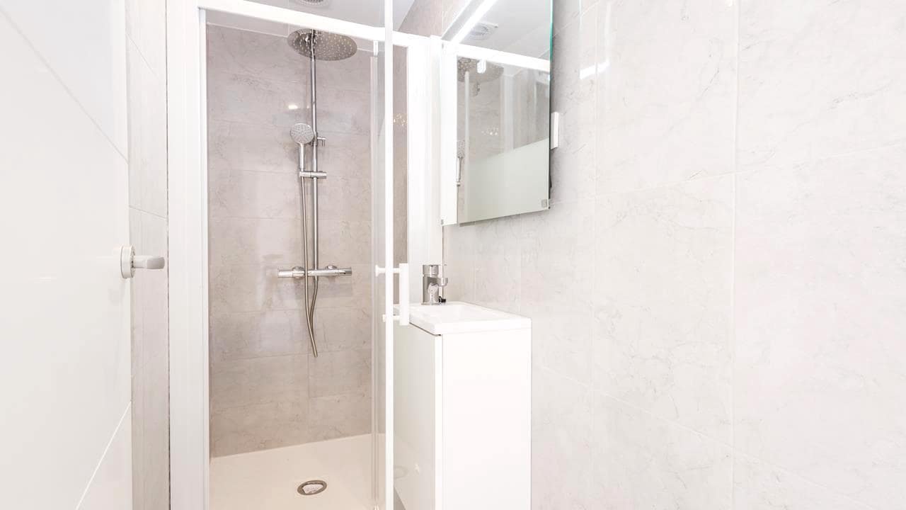 3 soveværelse Penthouse til salg i Torrevieja med swimmingpool - € 345.000 (Ref: 9050515)