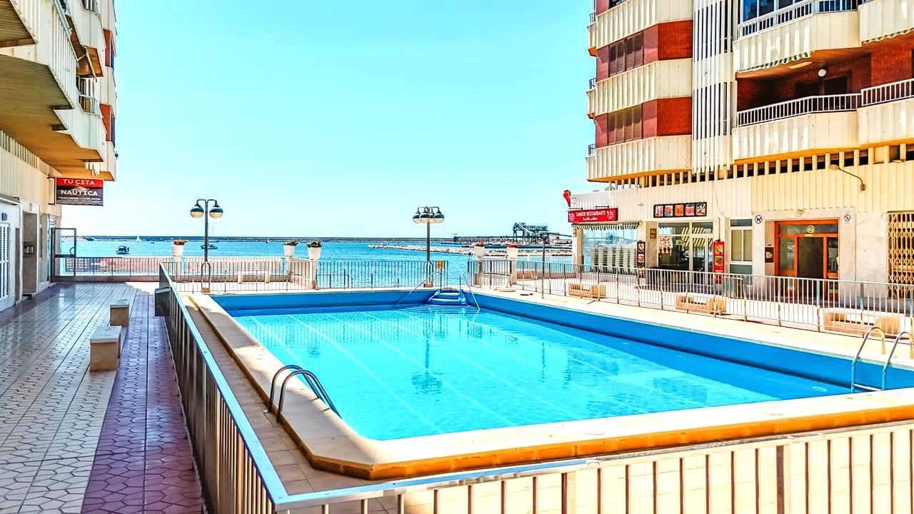 3 soveværelse Penthouse til salg i Torrevieja med swimmingpool - € 345.000 (Ref: 9050515)