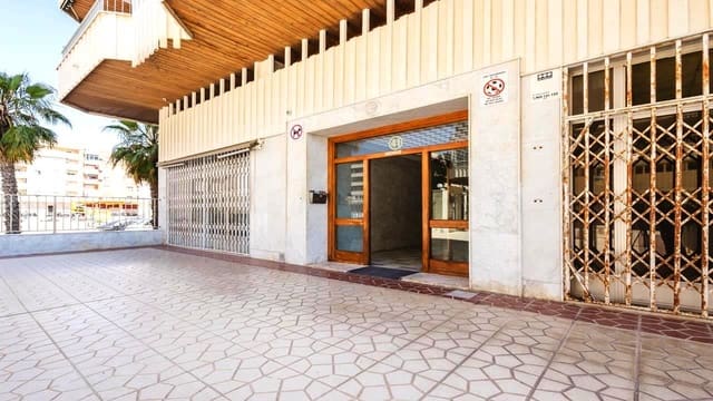 3 soveværelse Penthouse til salg i Torrevieja med swimmingpool - € 345.000 (Ref: 9050515)