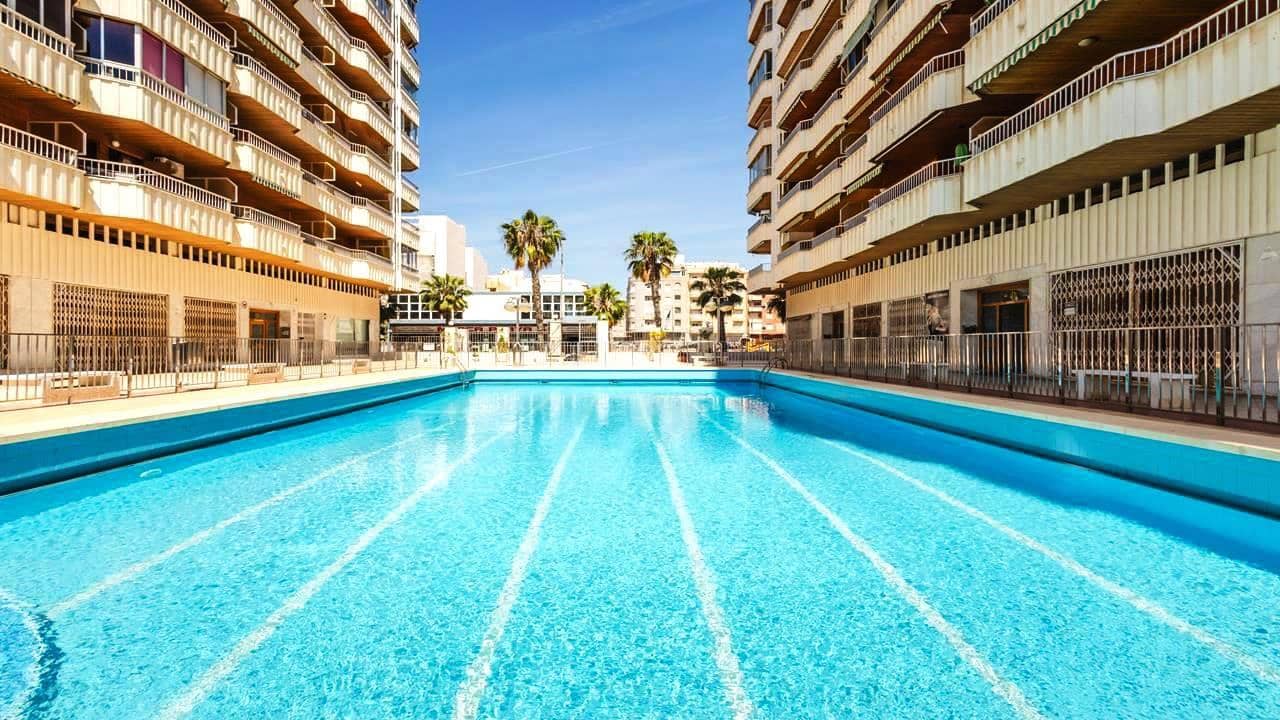 3 soveværelse Penthouse til salg i Torrevieja med swimmingpool - € 345.000 (Ref: 9050515)