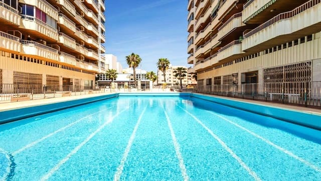 3 soveværelse Penthouse til salg i Torrevieja med swimmingpool - € 345.000 (Ref: 9050515)